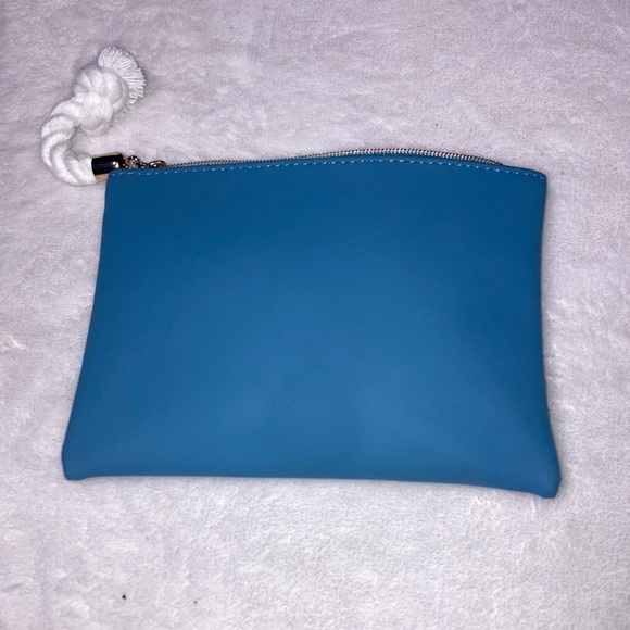 Dolce & Gabbana Royal Blue Cosmetic Pouch NWOT - Picture 4 of 5